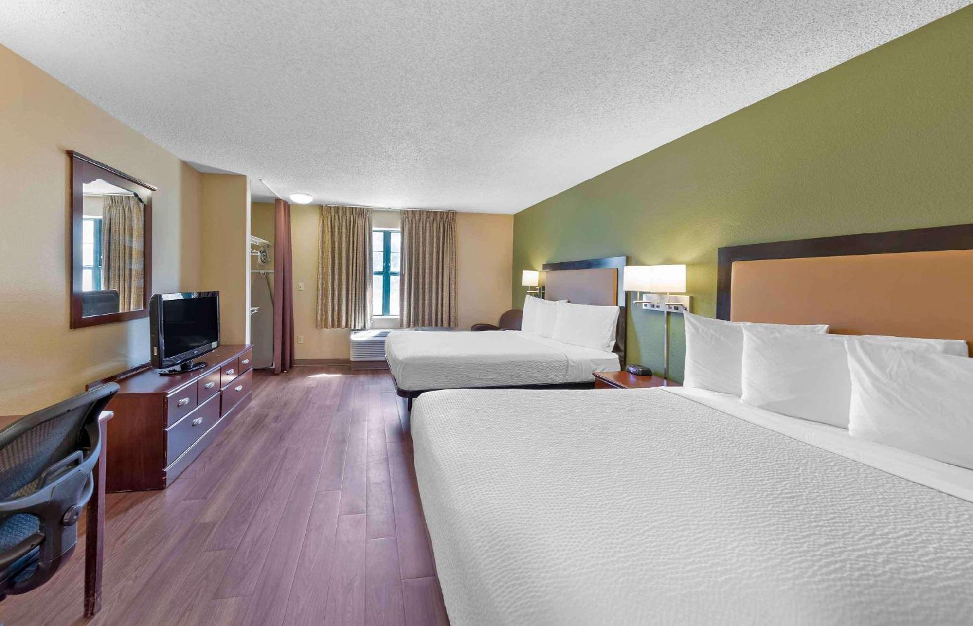 Extended America - North Chesterfield - Arboretum Hotel Richmond
