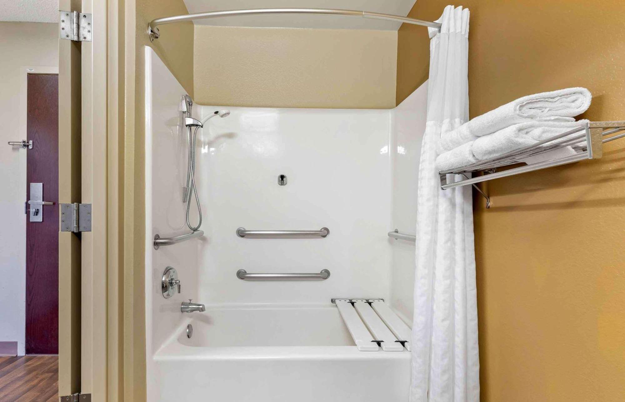 Extended America - North Chesterfield - Arboretum Hotel Richmond