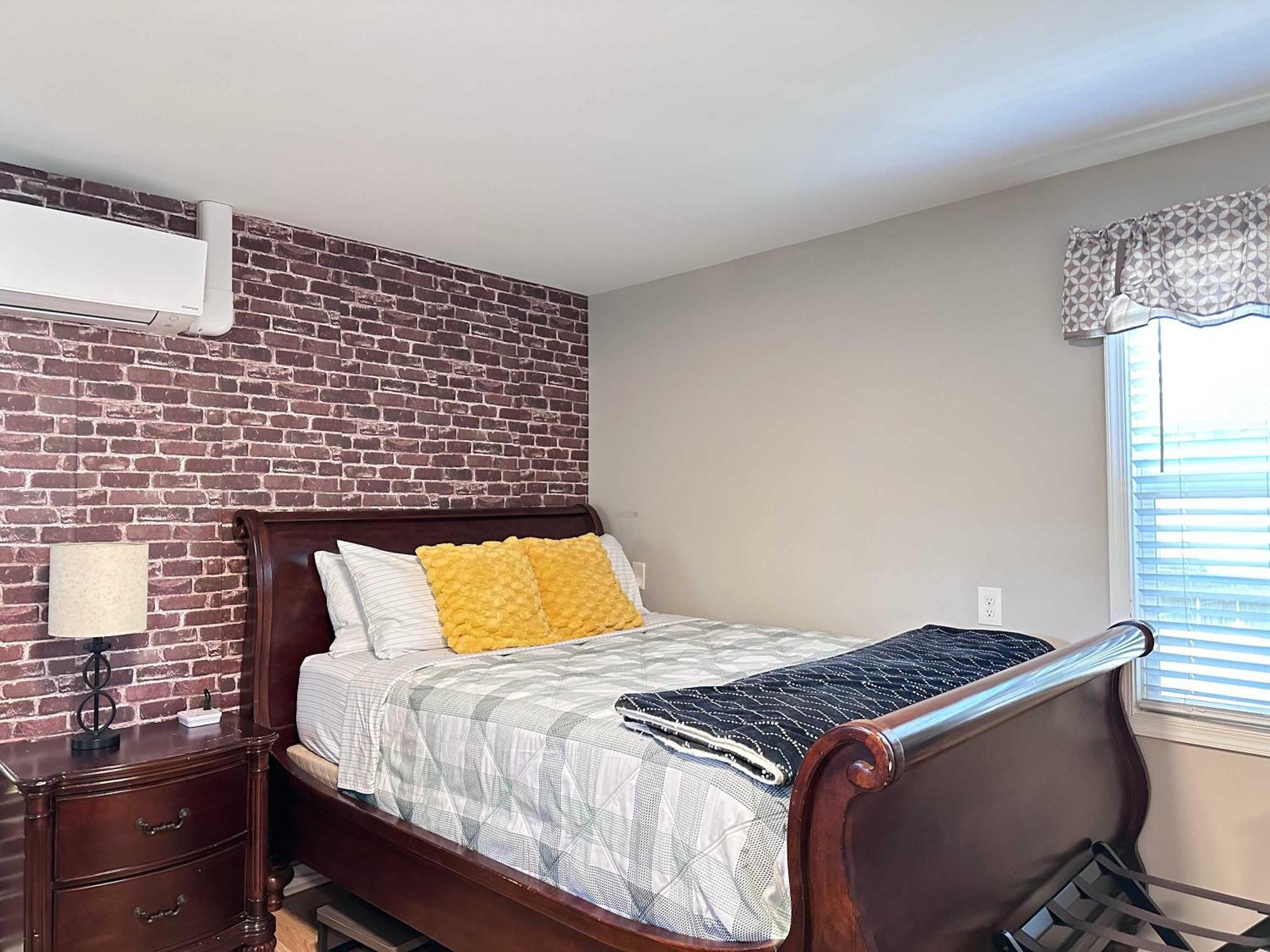 E3 Centrally Located In Carytown Fully Fenced Richmond