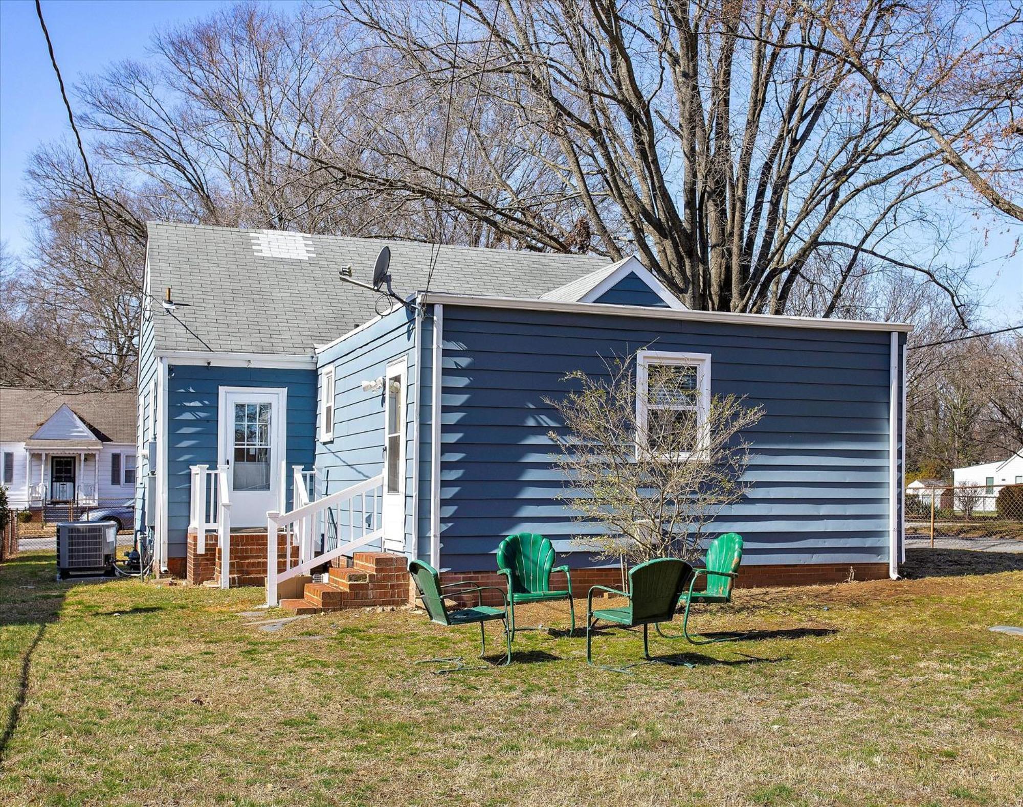 Private House Mins To Maymont Park, Trails & Vcu! Holiday home