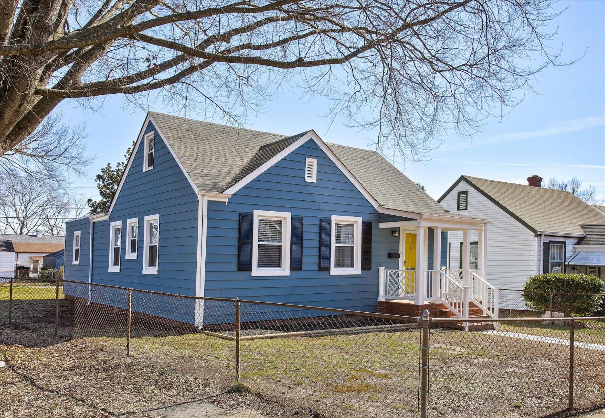 Private House Mins To Maymont Park, Trails & Vcu! Holiday home *