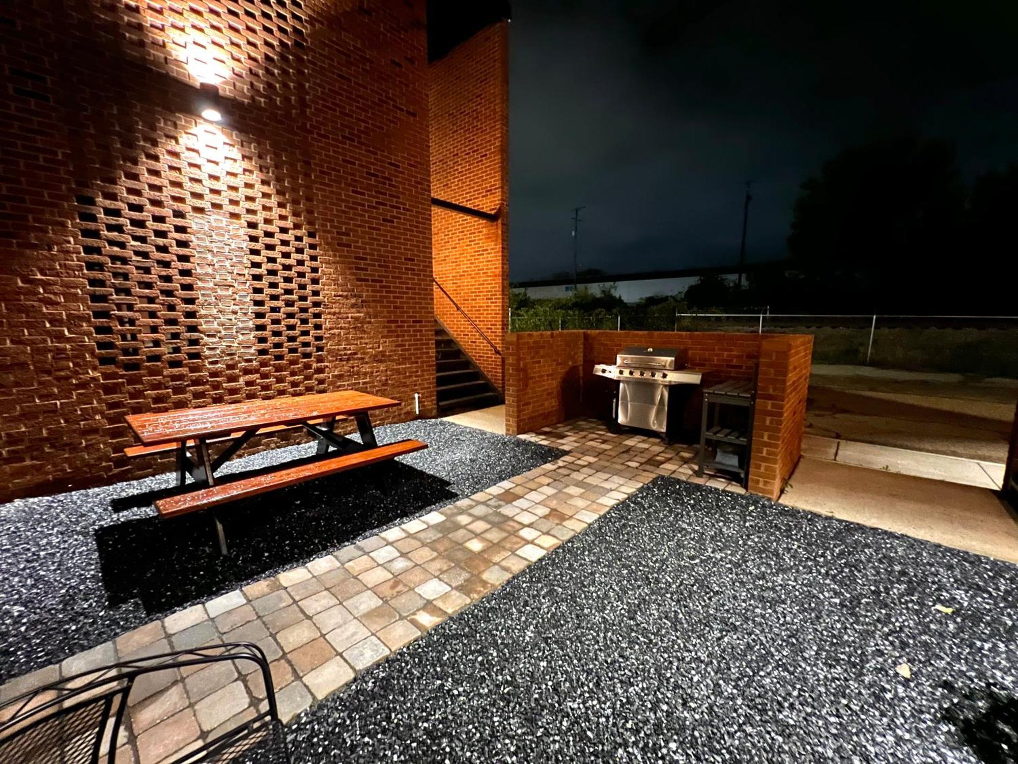 Classified Moto - The Frank Hotel Richmond
