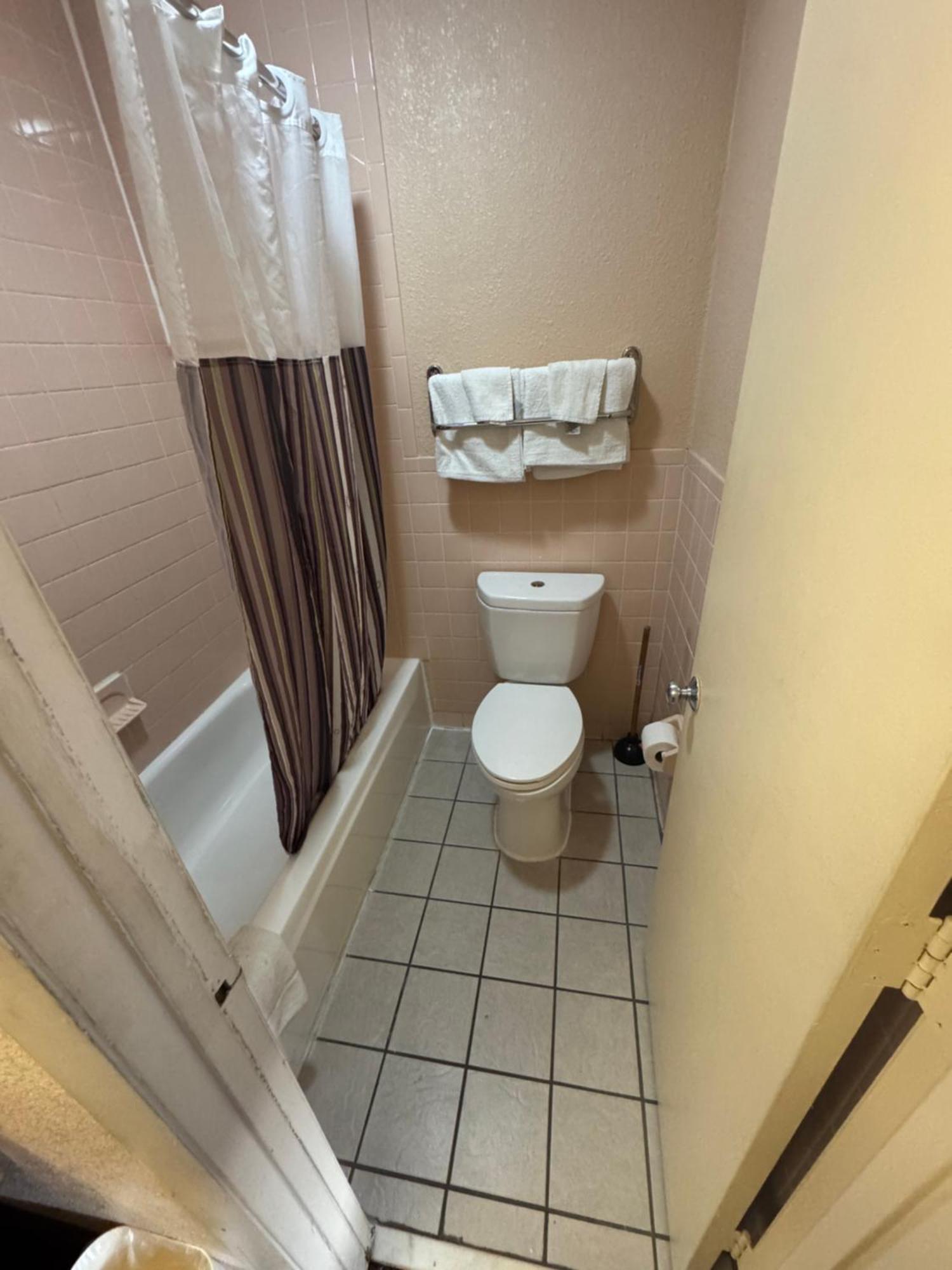 Travel Hotel