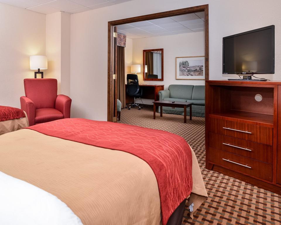 Hotel Quality And Conference Center