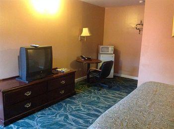 Hotel Eny's 2*