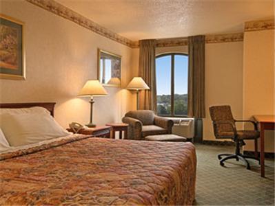 Candlewood - West Broad By Ihg Richmond