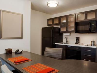 Hotel Candlewood - West Broad By Ihg 3*