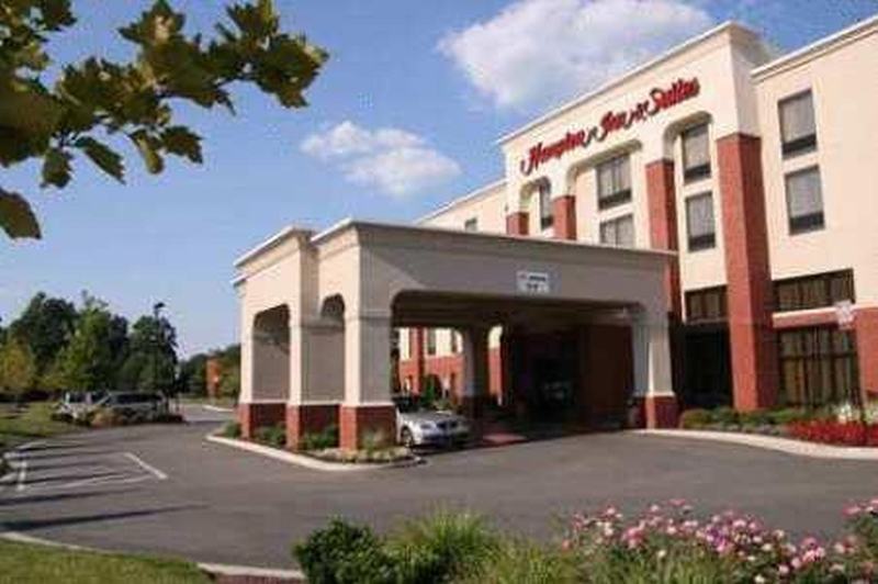 Hotel Hampton & - - Downtown, Va