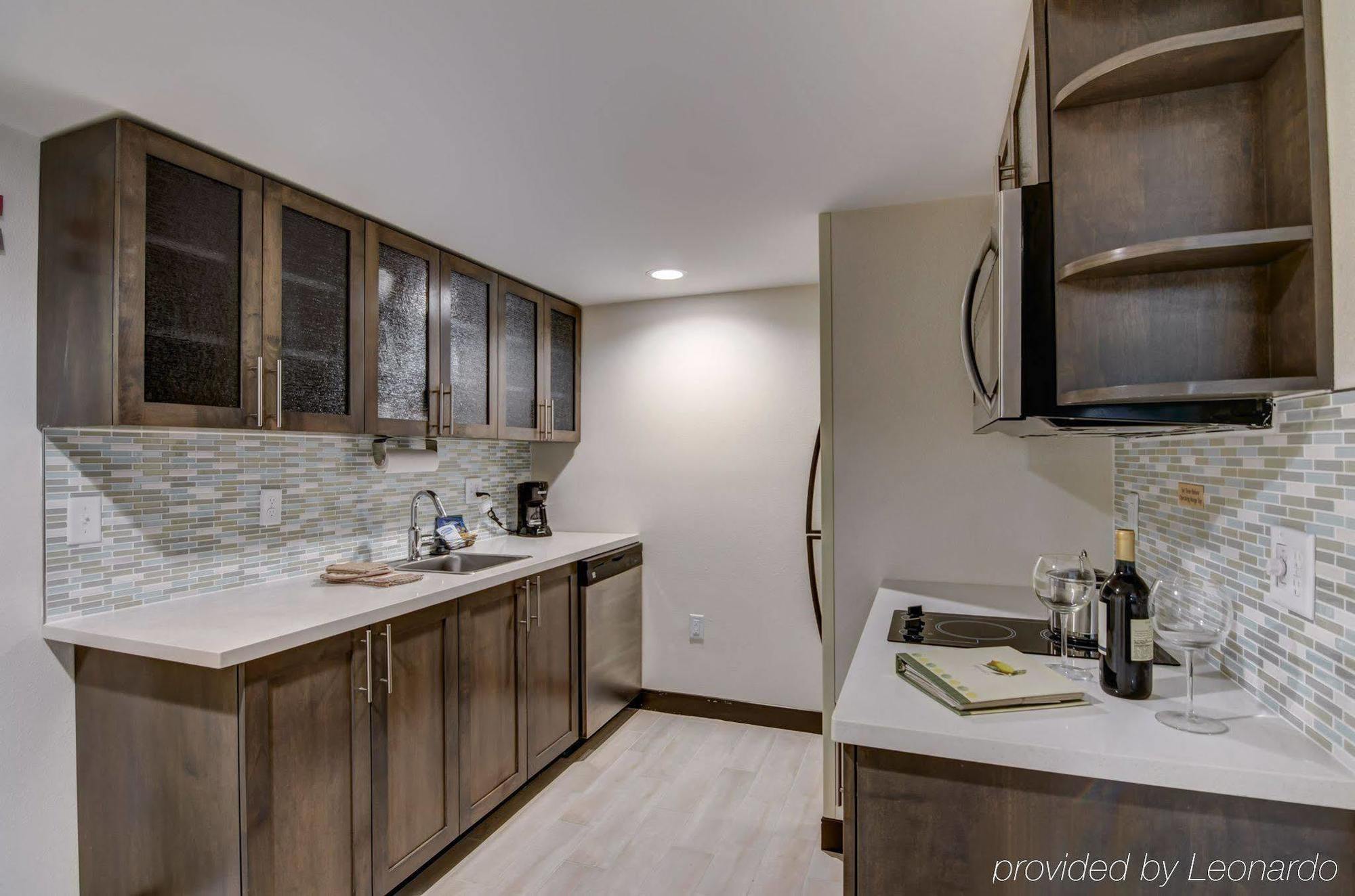Candlewood - West Broad By Ihg Richmond