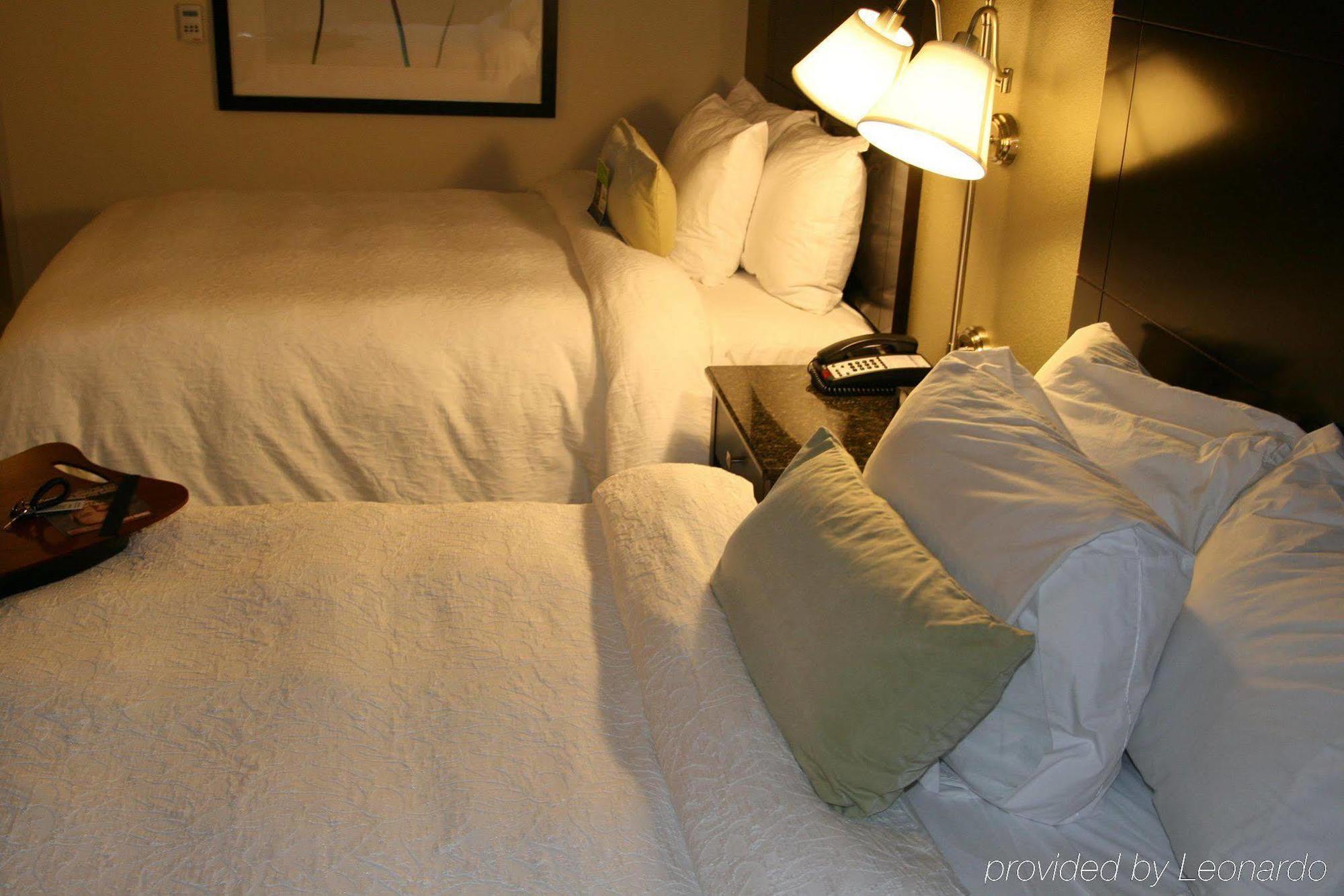 Hampton - South Hotel