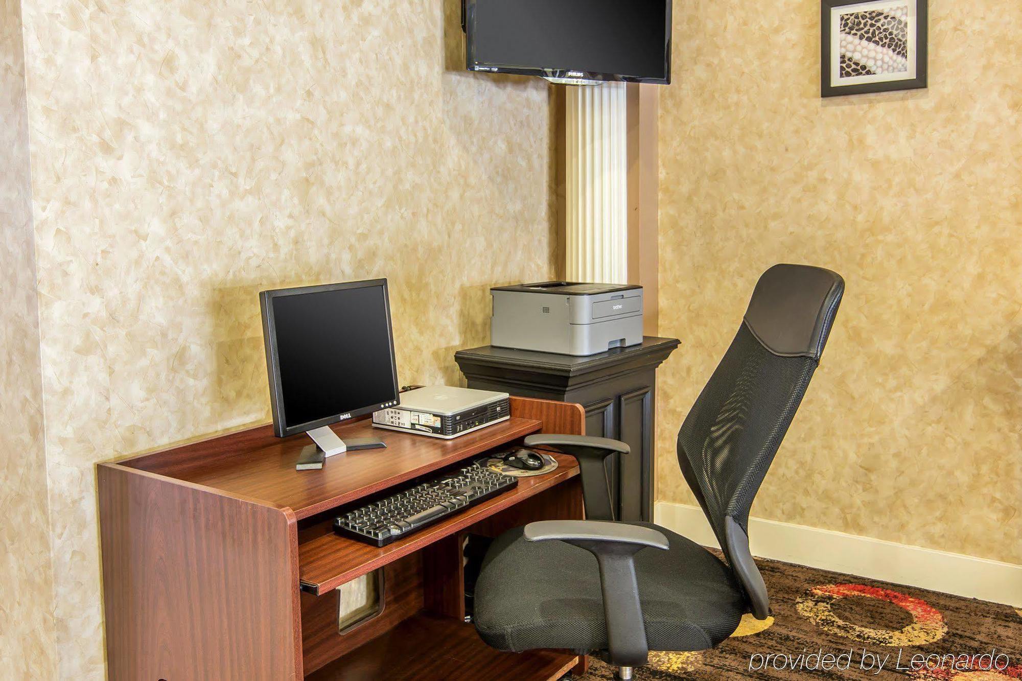 Quality And Conference Center Richmond