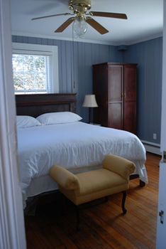 Hotel At Patrick Henry's 3*