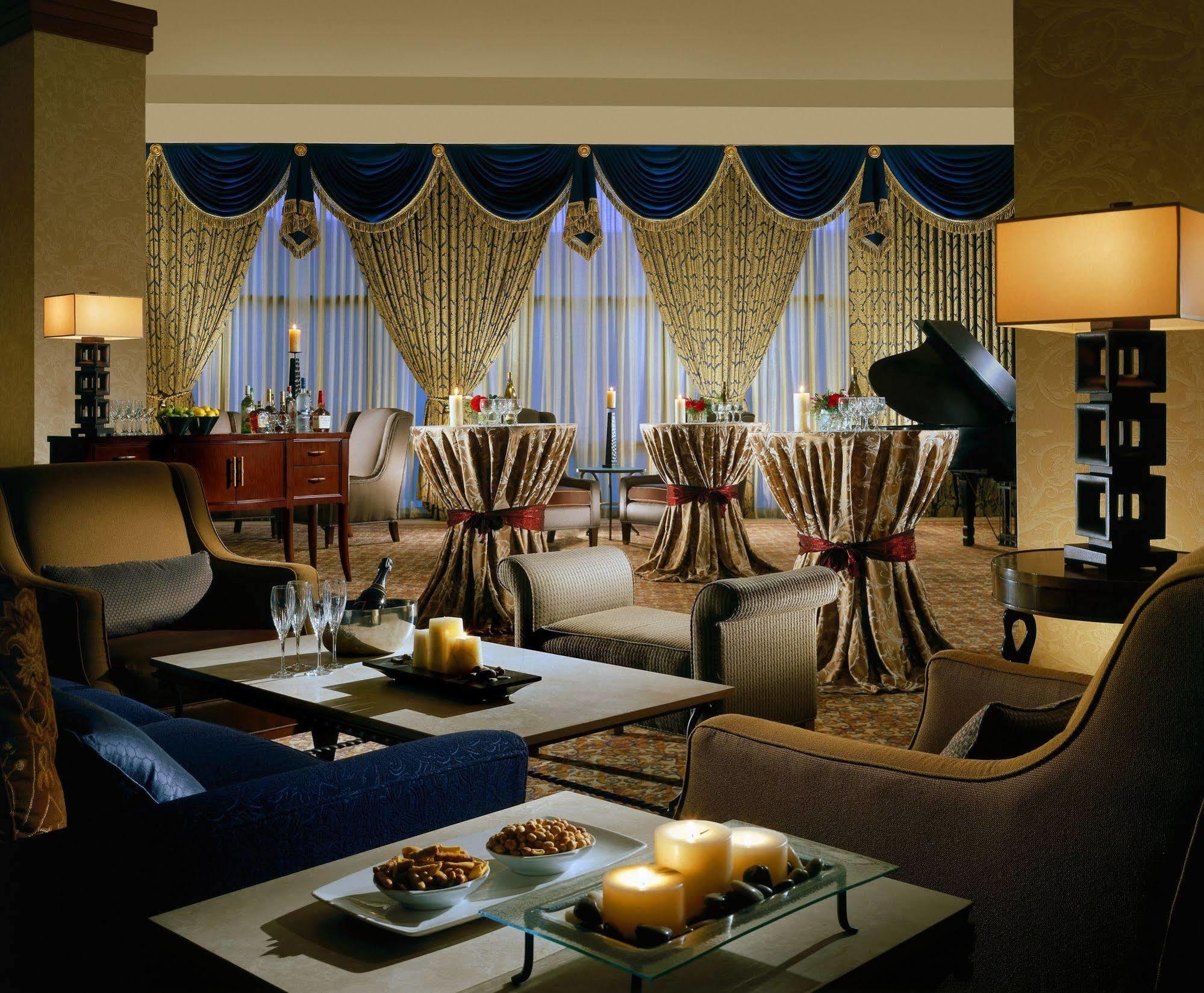Omni 4* Richmond