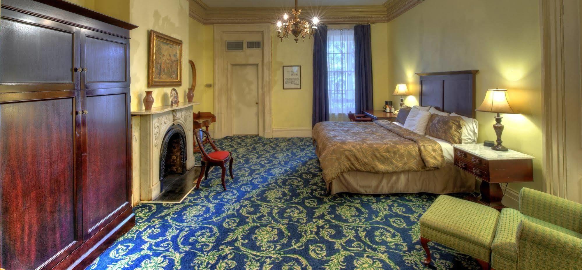 Linden Row 3*
