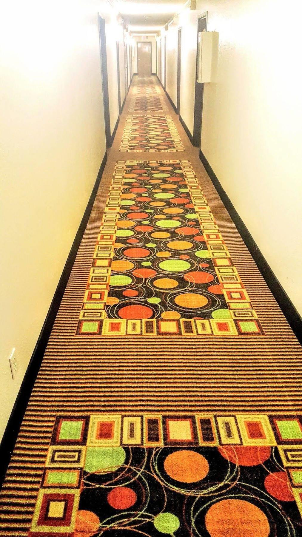 Super 8 By Wyndham Richmond/broad Street Motel
