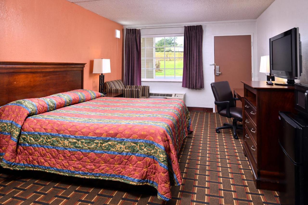 Motel Americas Value South Richmond