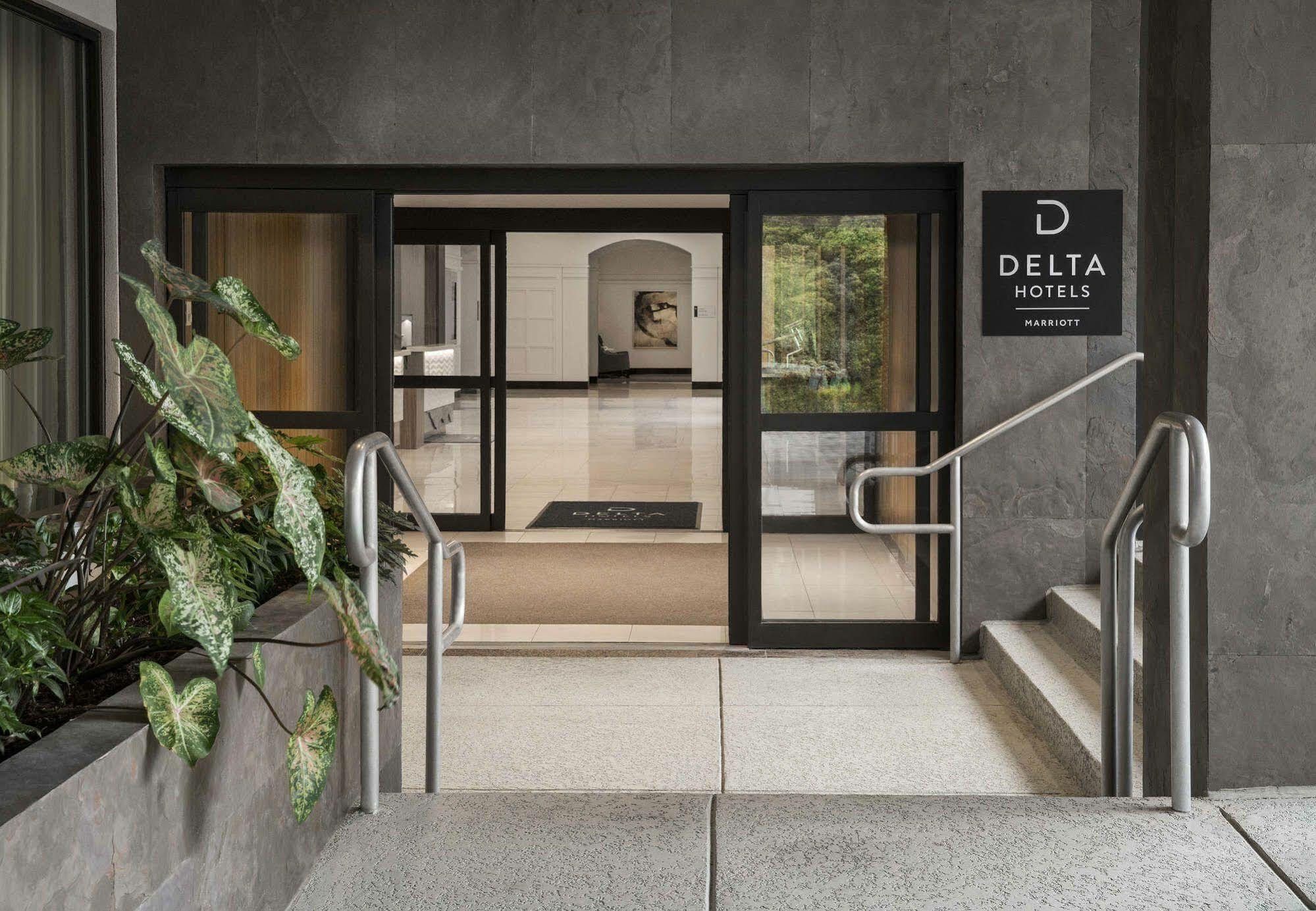Hotel Delta By Marriott Downtown 4*