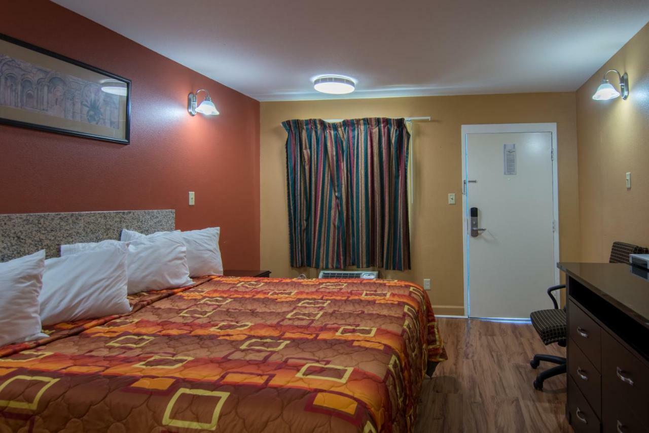 Deluxe Motel Richmond