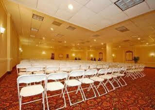 Quality And Conference Center Hotel 2*