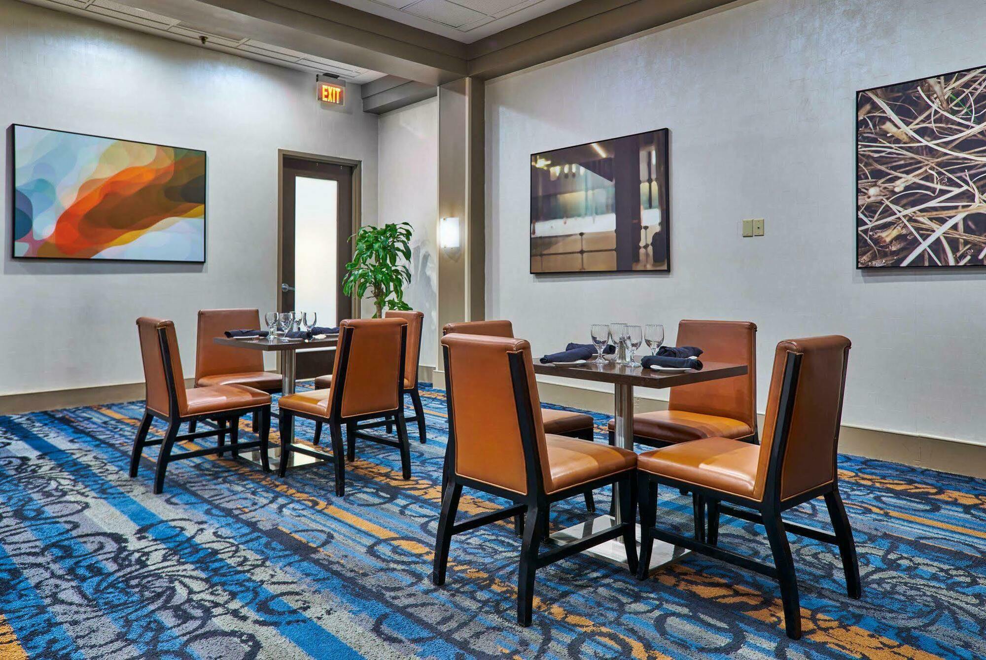 Hotel Hilton Downtown 4*