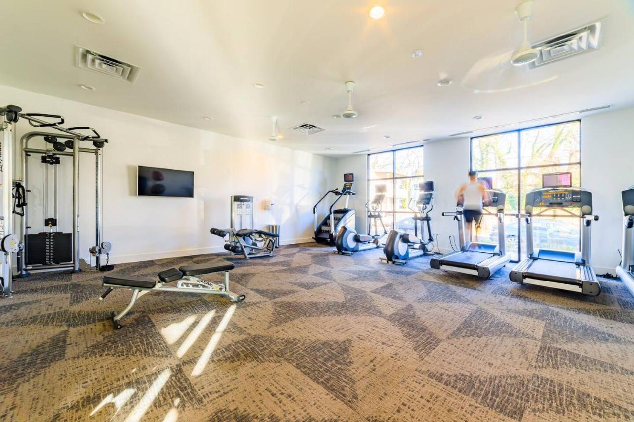Carytown Living With *pool And Gym* Richmond