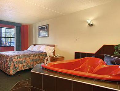 Lodge Econo Richmond-north Chesterfield