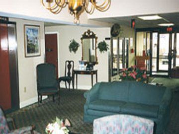 Hotel Candlewood - West Broad By Ihg