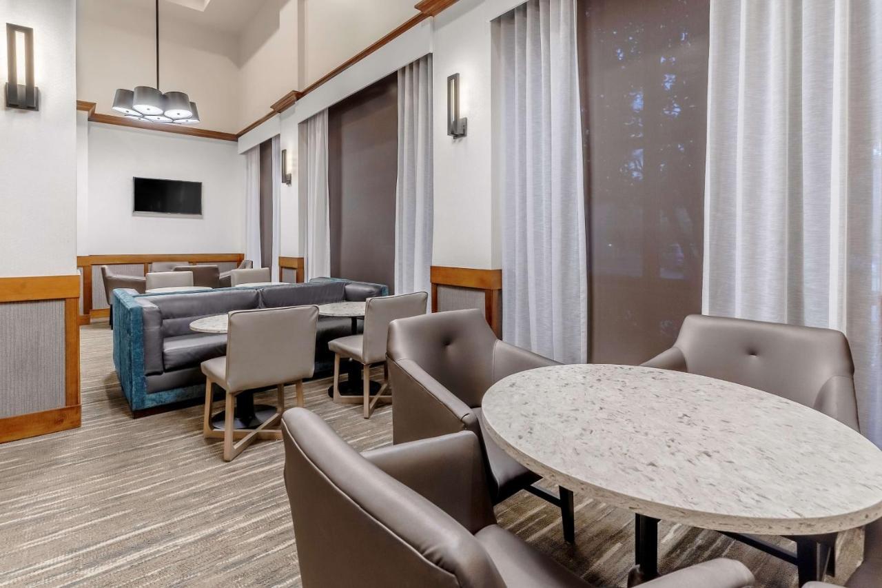 Hyatt Place Arboretum Hotel