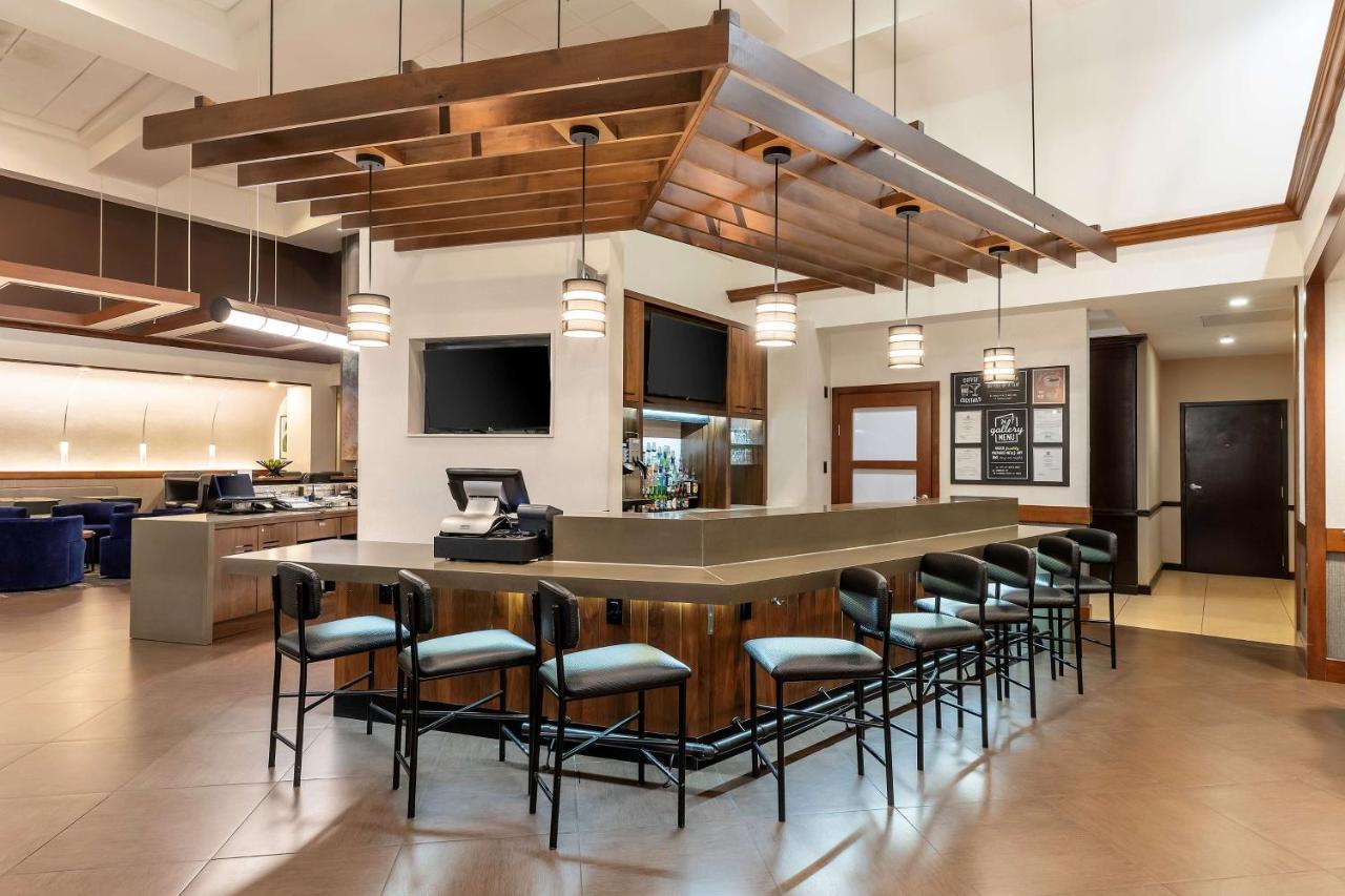 Hyatt Place Arboretum