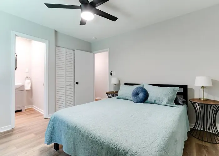 Charming, Cheerful 3 Bedroom Home In Richmond, Va!