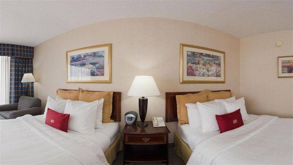 Crowne Plaza West Hotel Richmond