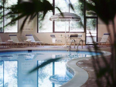 Crowne Plaza West Richmond