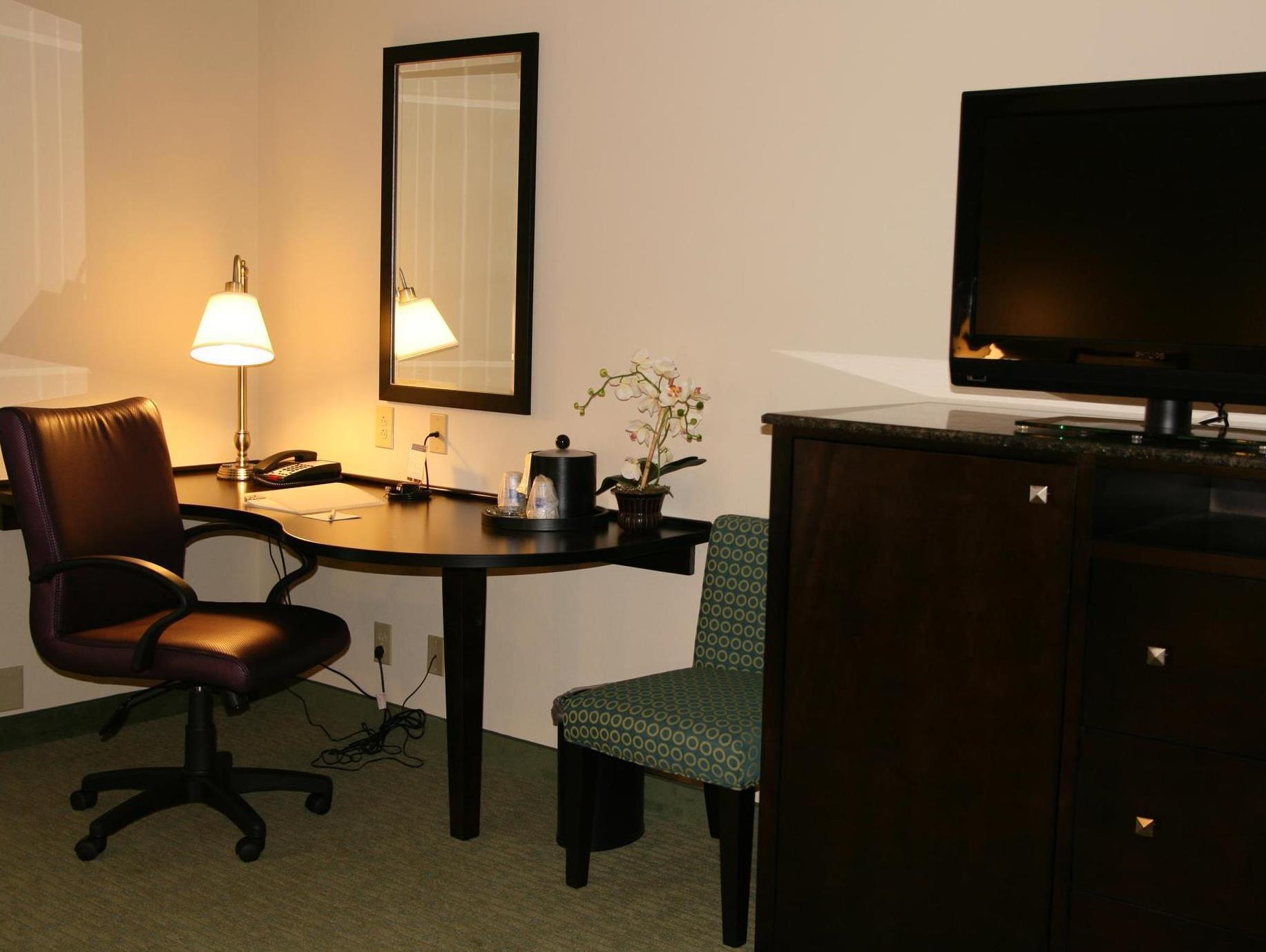 Hotel Hampton - South 3*