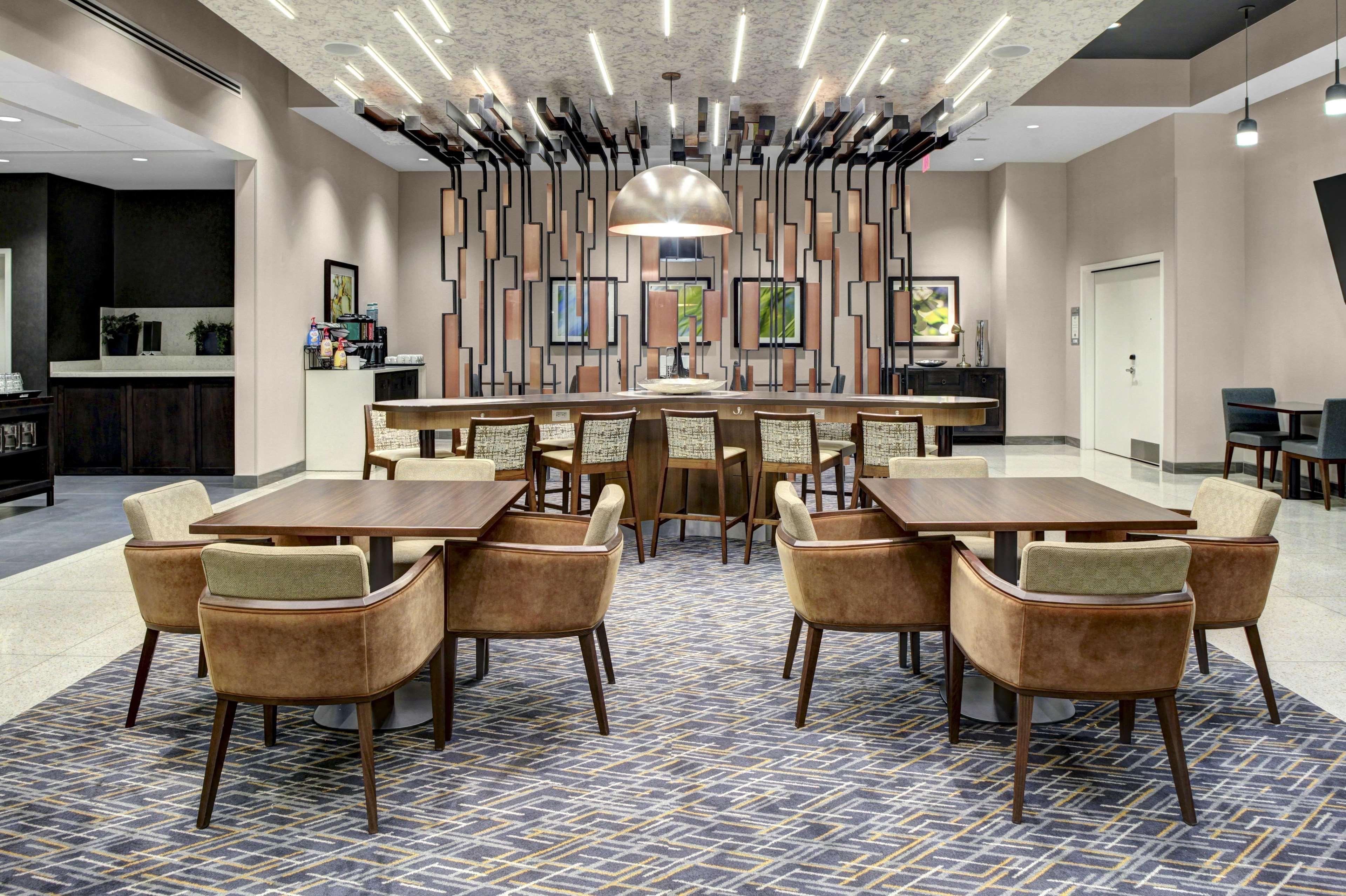 Hotel Homewood By Hilton Richmond-downtown Richmond