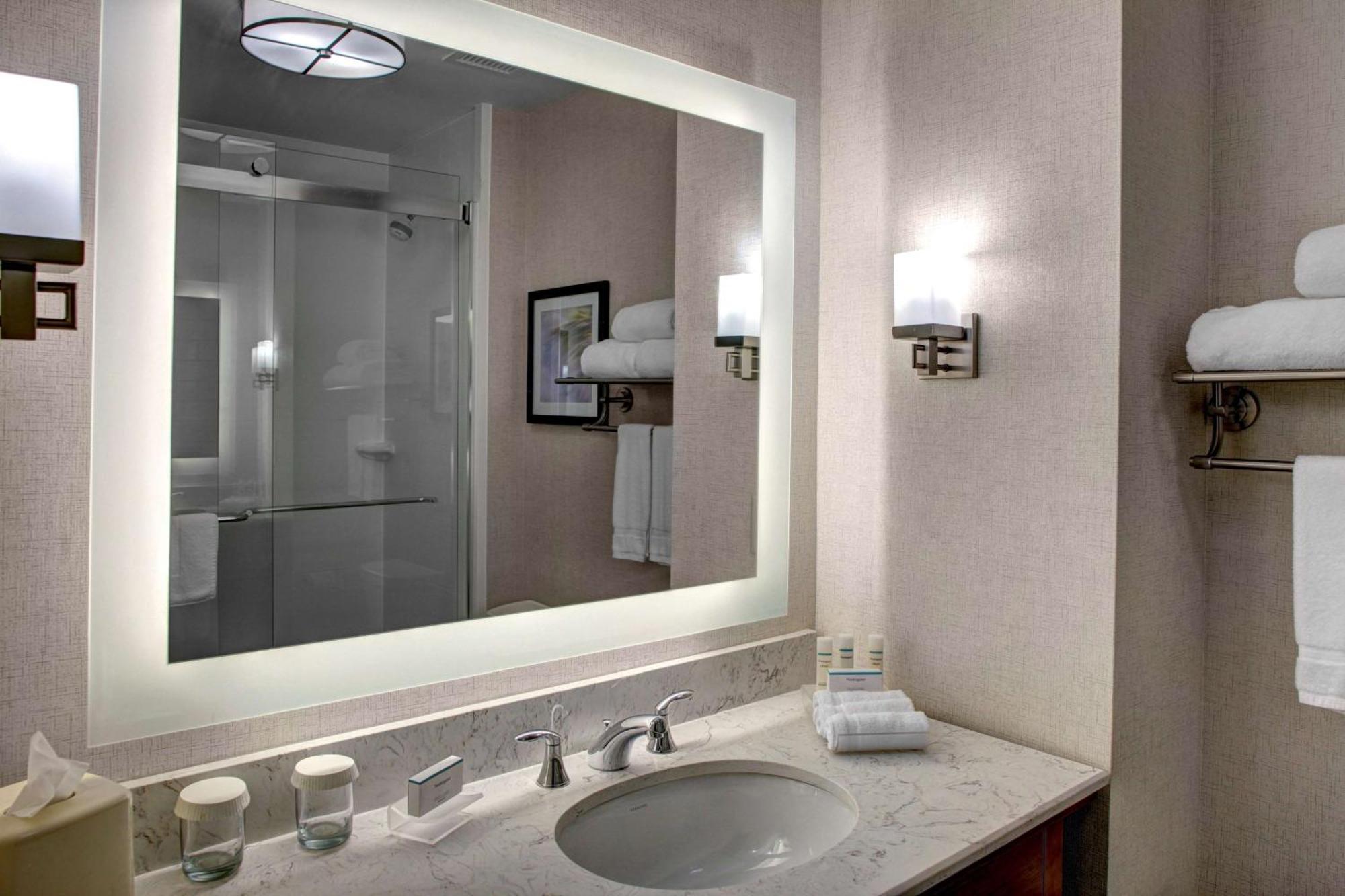 Homewood By Hilton Richmond-downtown Hotel Richmond