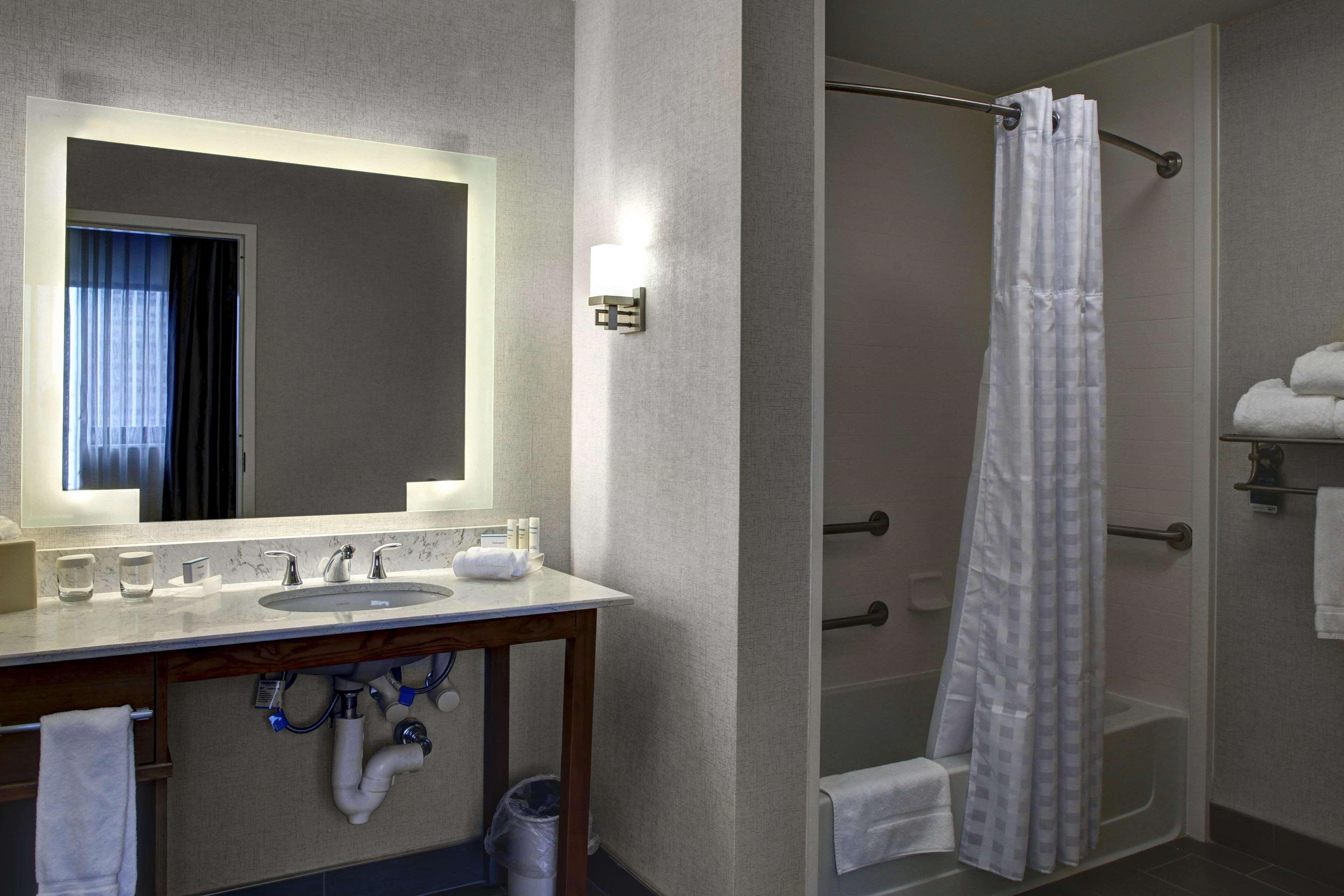 Homewood By Hilton Richmond-downtown Richmond