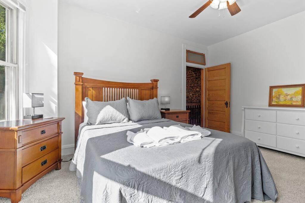 Spacious In Heart Of Historic Fan District *