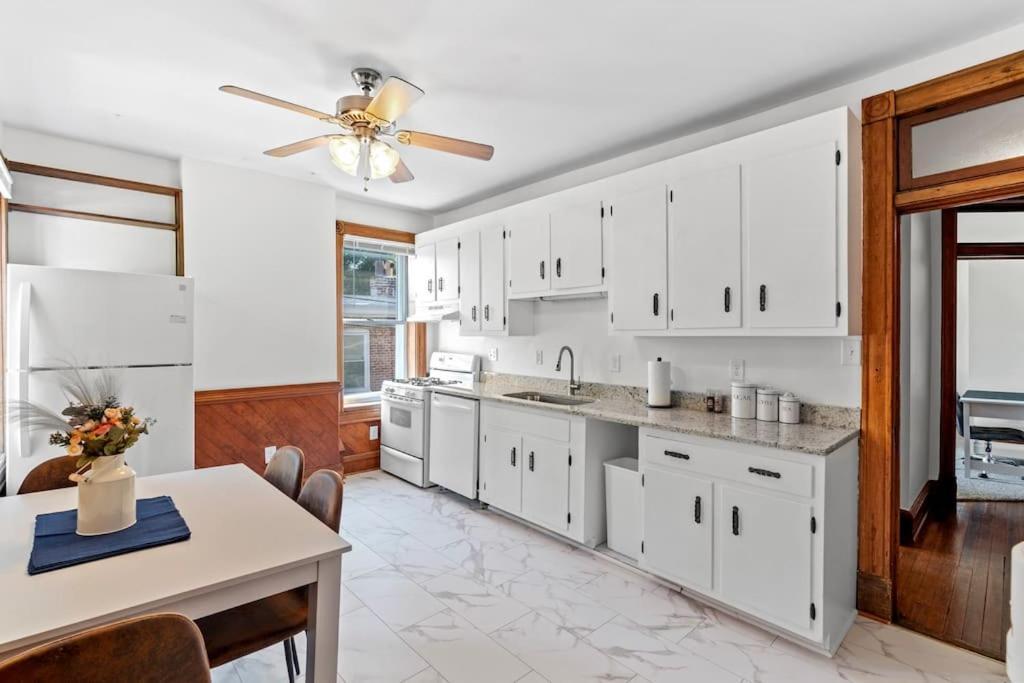 Spacious In Heart Of Historic Fan District Apartment Richmond