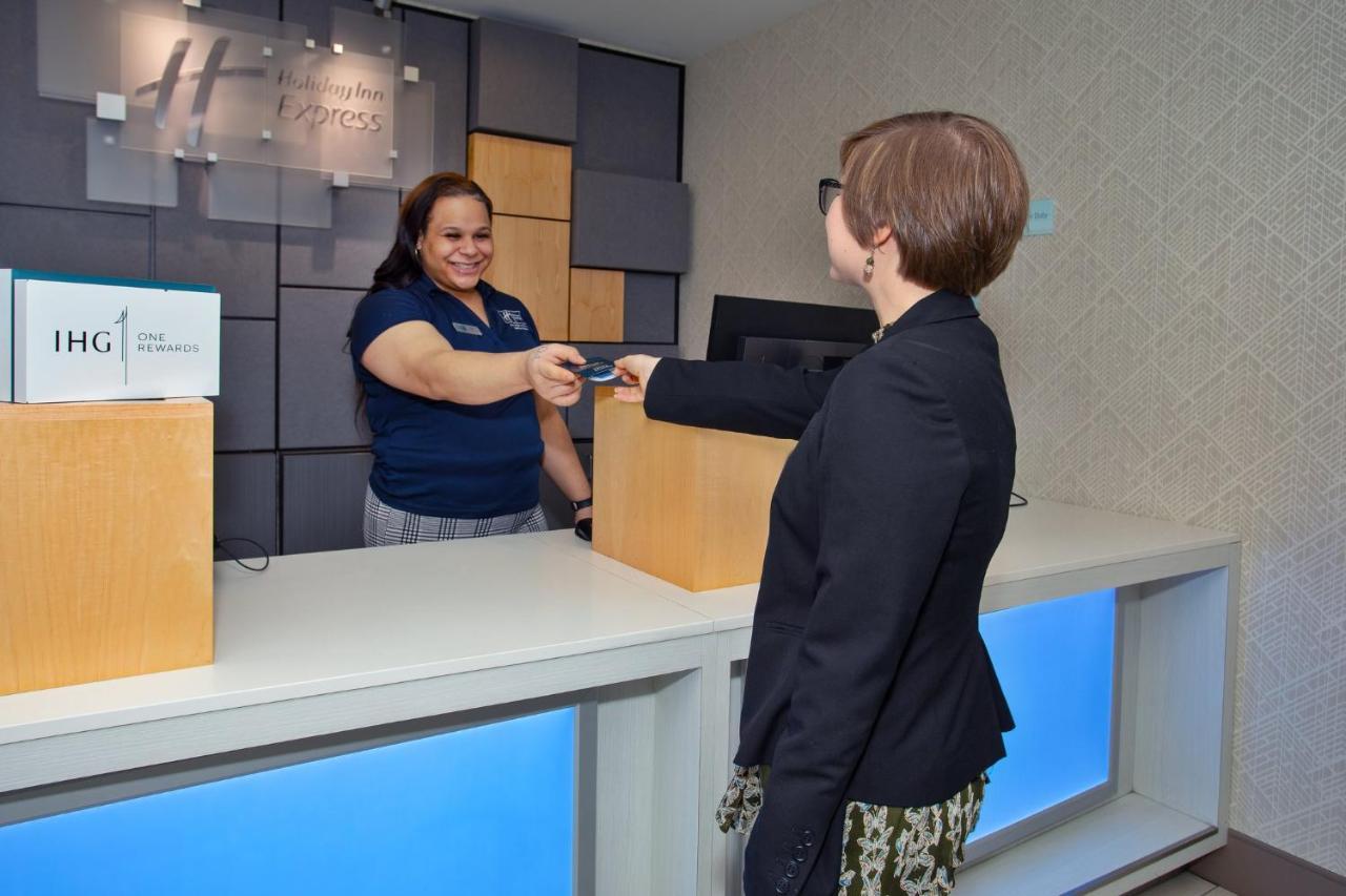 Express - Midtown By Ihg Richmond