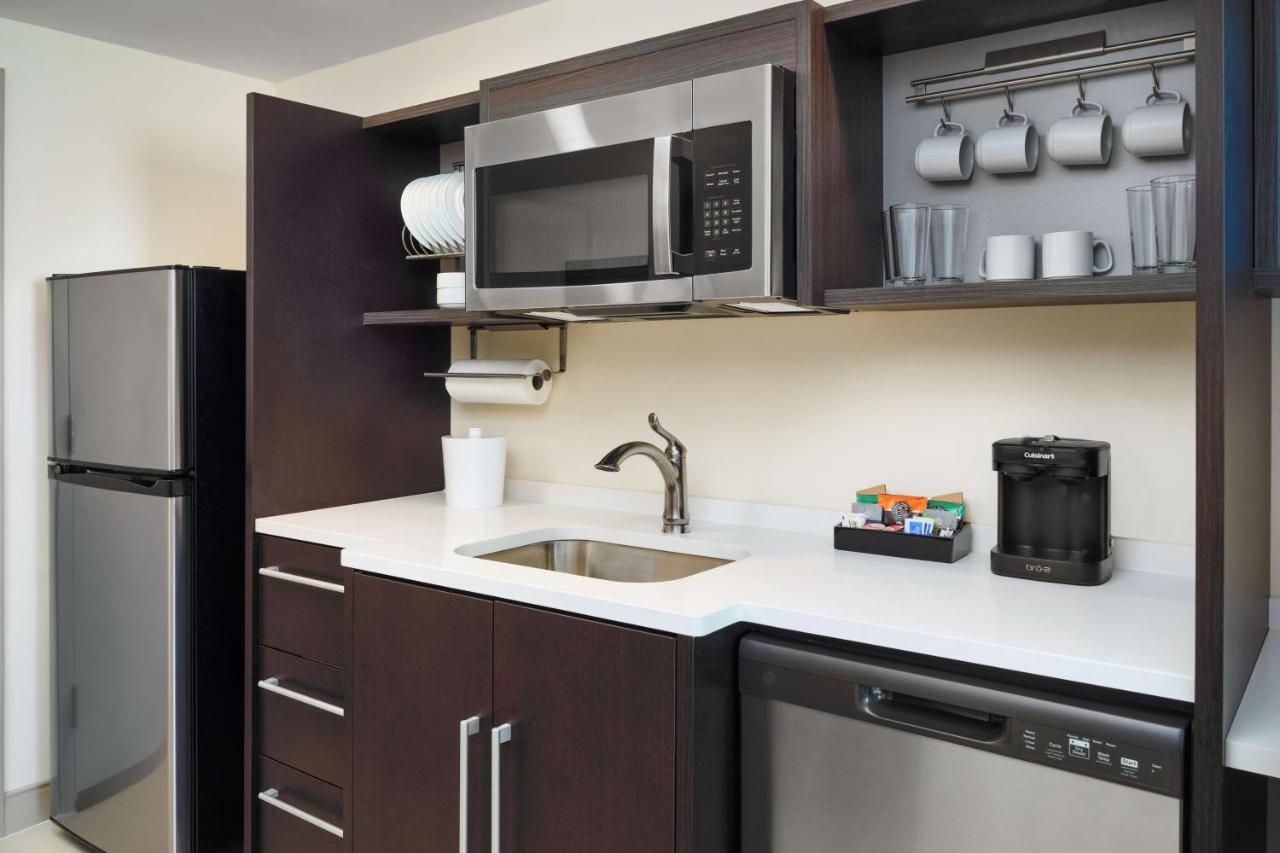 Hotel Home2 By Hilton Glenside 3*