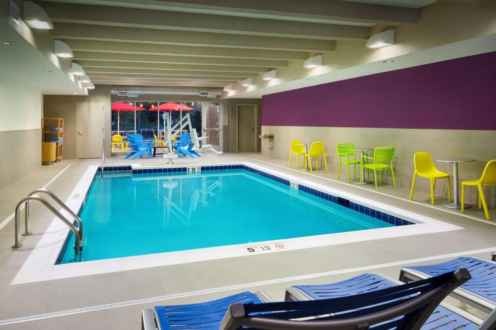Hotel Home2 By Hilton Glenside 3*