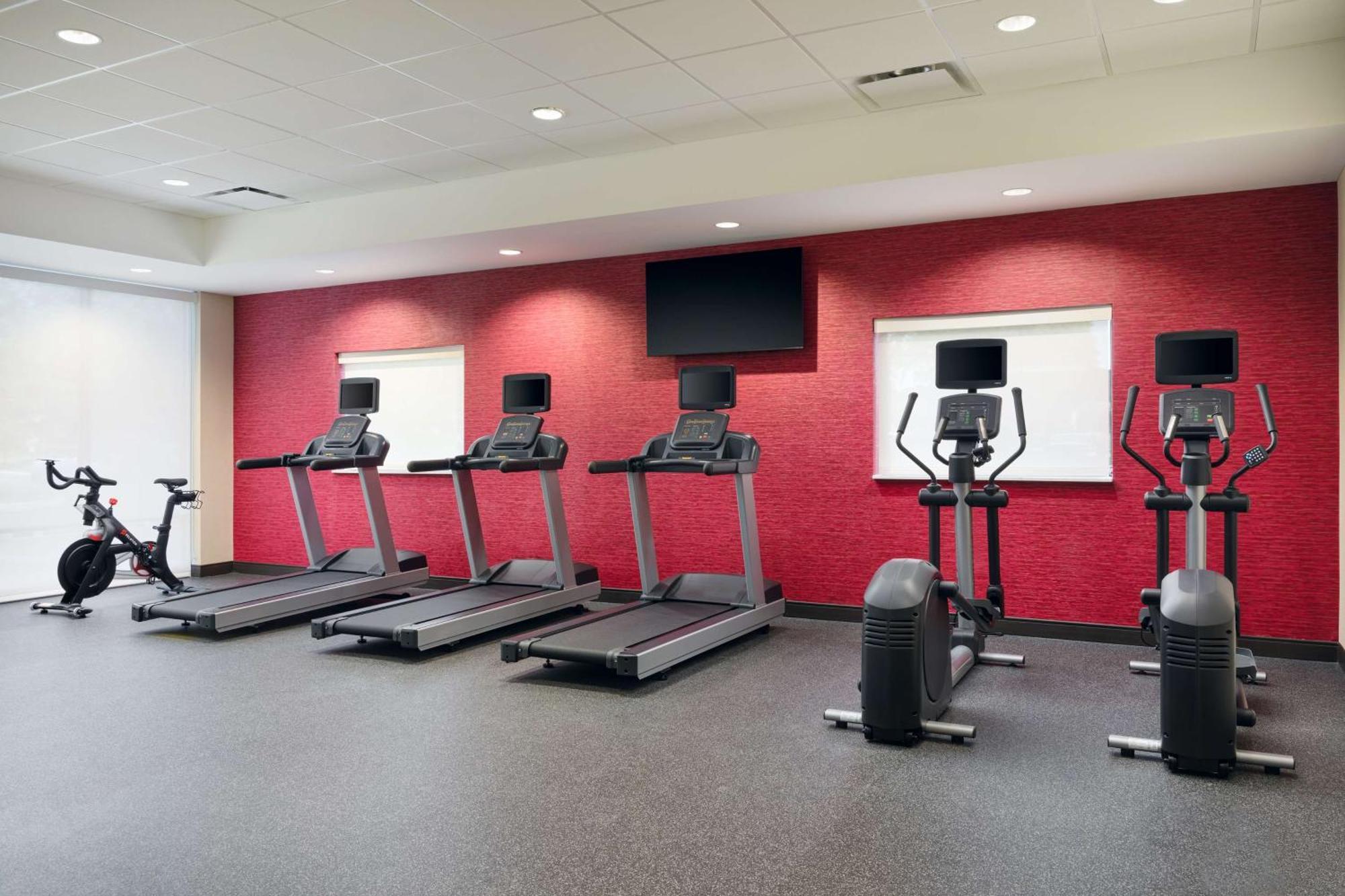 Hotel Home2 By Hilton Glenside 3*