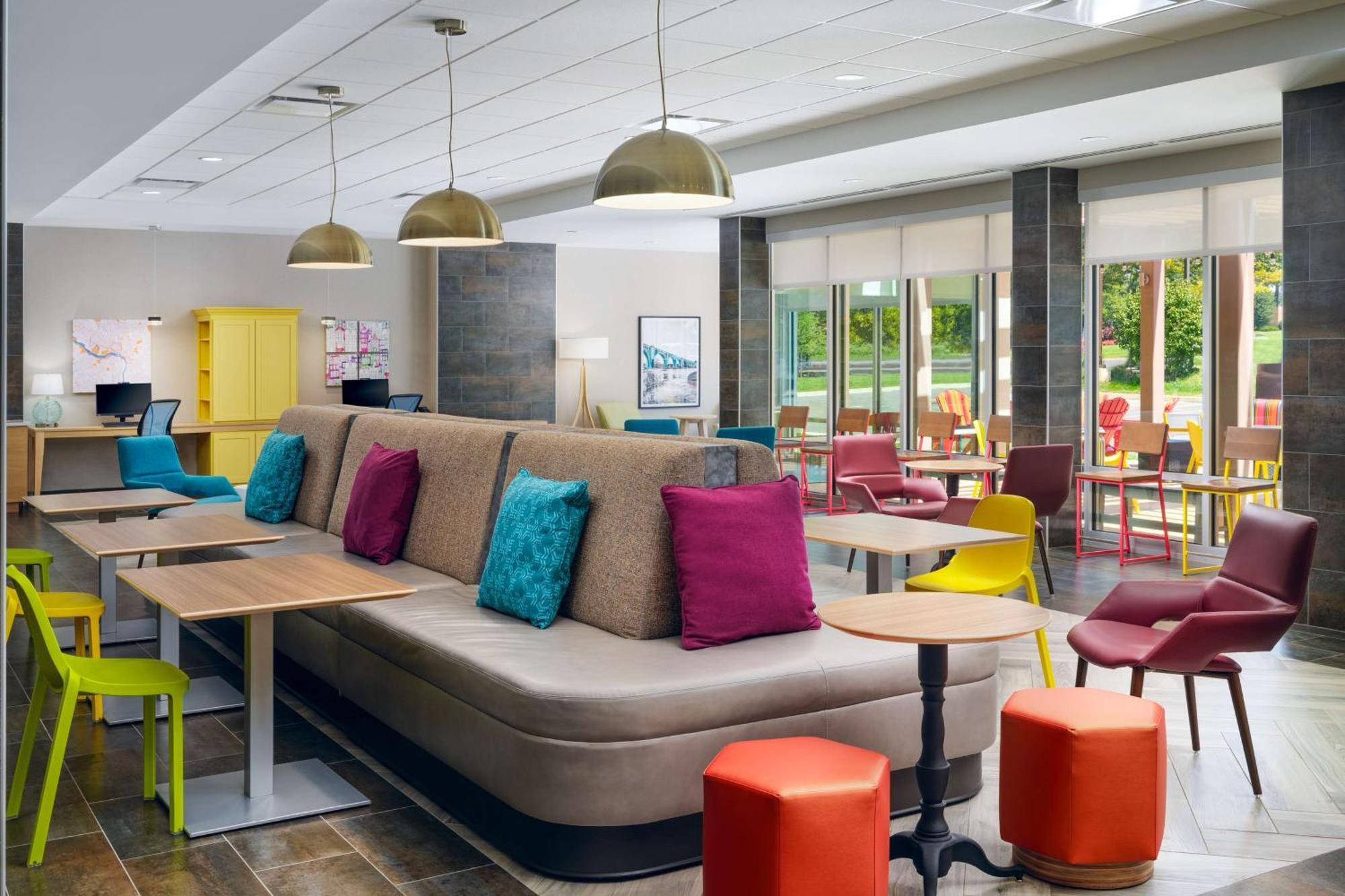 Hotel Home2 By Hilton Glenside 3*