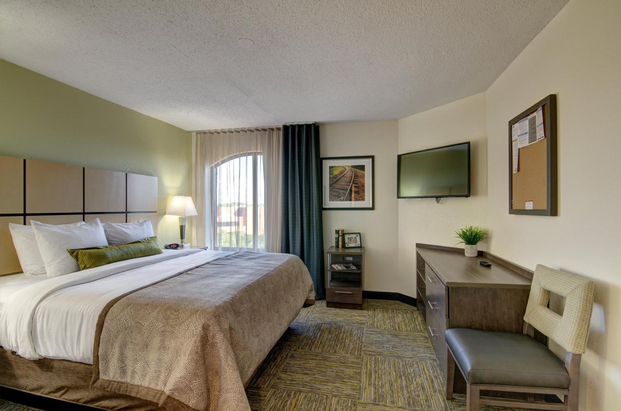 Candlewood - West Broad By Ihg Hotel