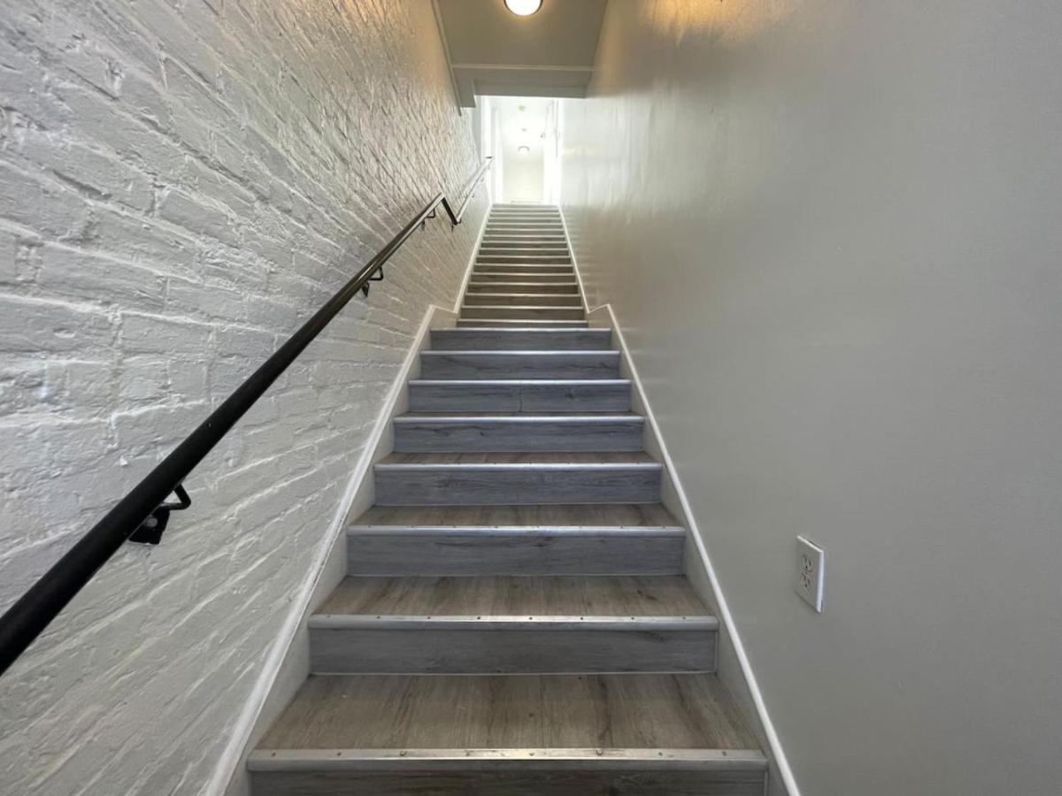 Apartment Downtown Vibes 2br Parking Bikes *