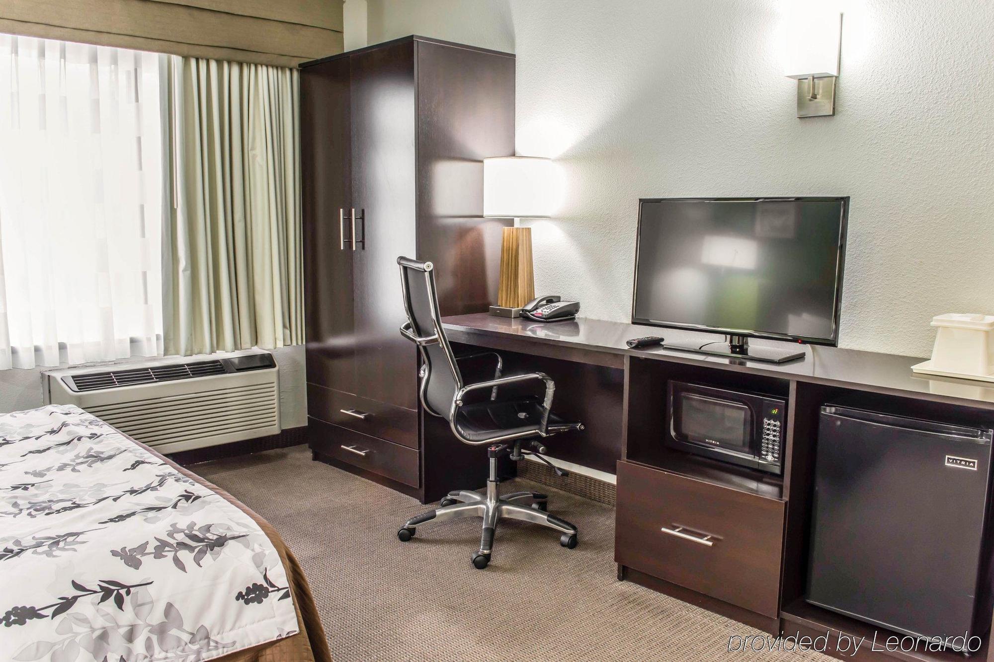 Sleep South Inn