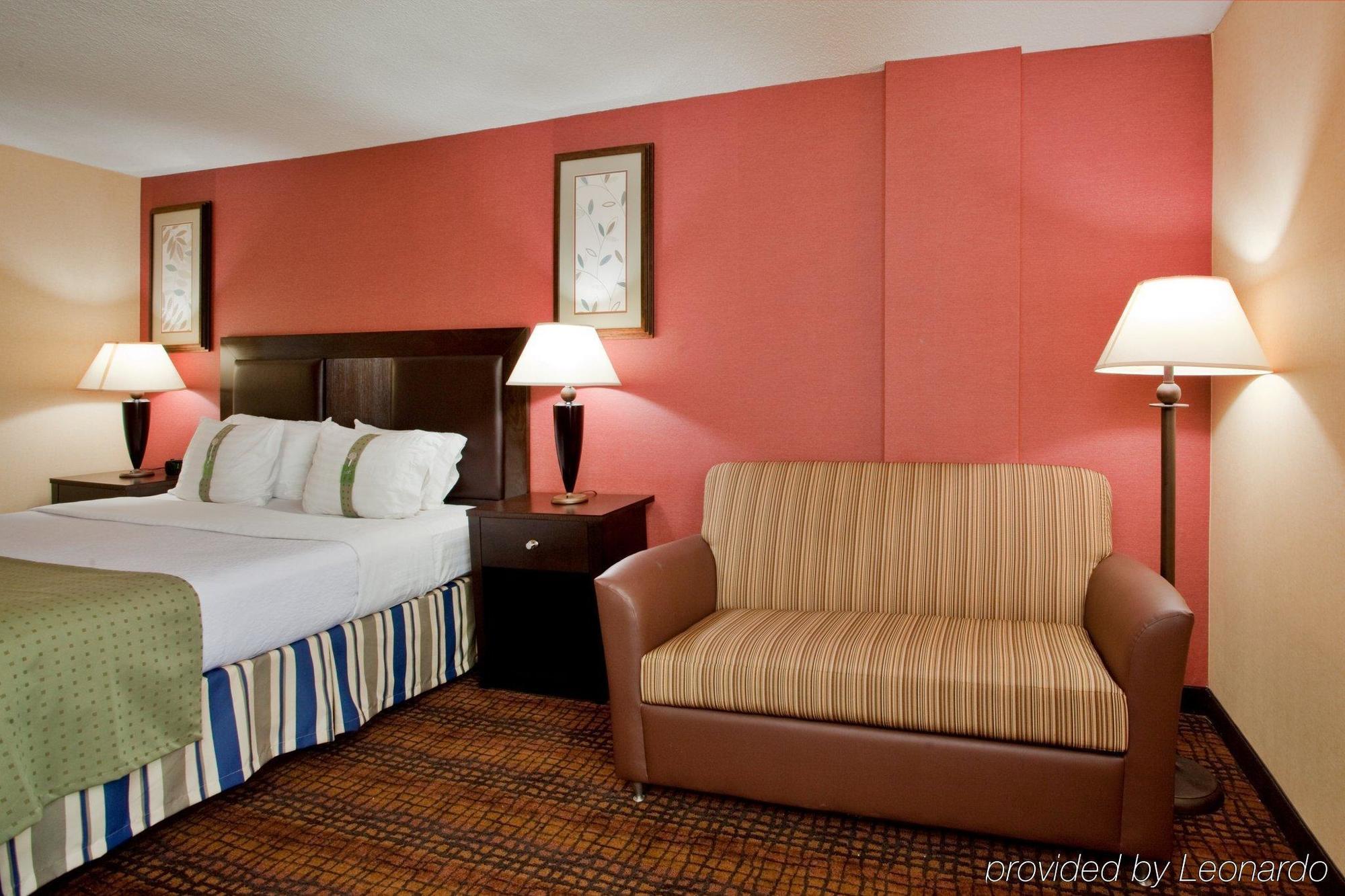 Express - Midtown By Ihg 3* Richmond