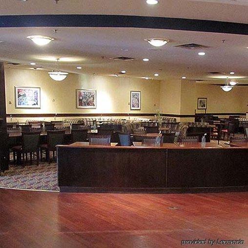 Crowne Plaza West 4*