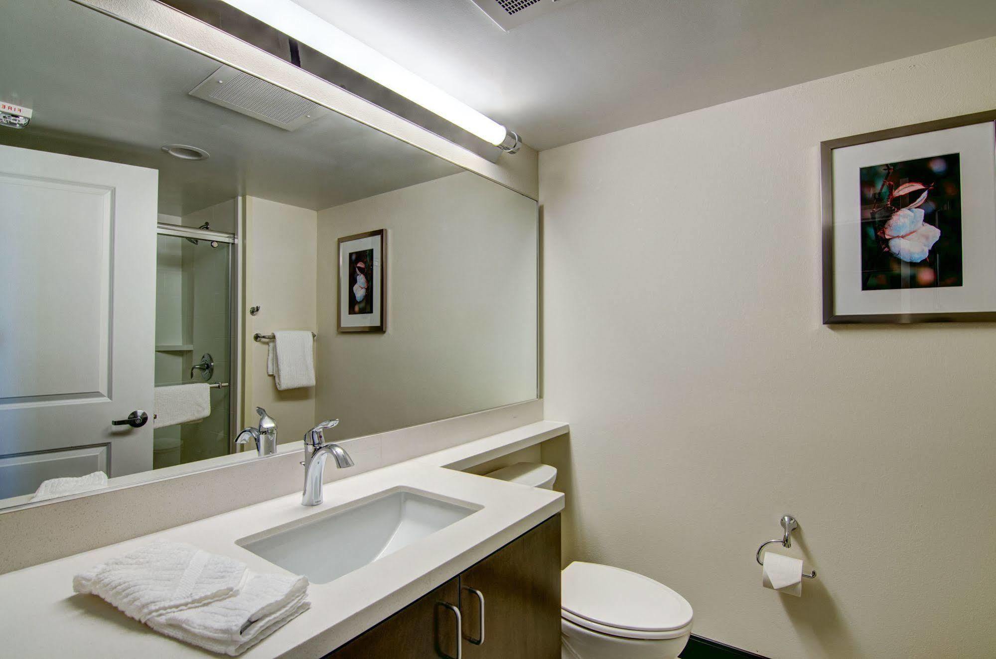 Candlewood - West Broad By Ihg 3*