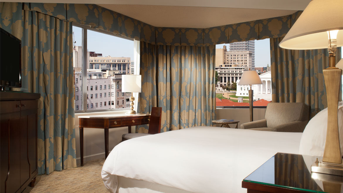 Omni Hotel 4*